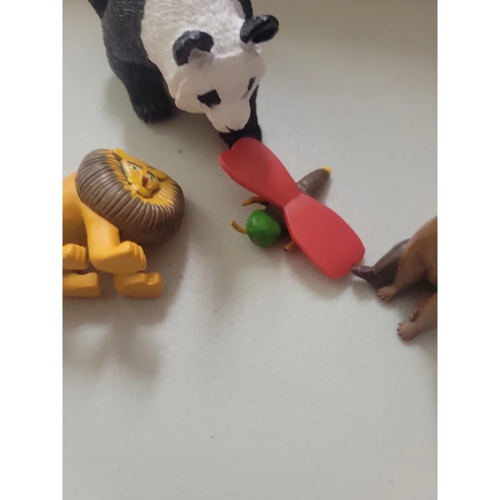 The World of Eric Carle Figure Set Lion Bear Panda Butterfly toys